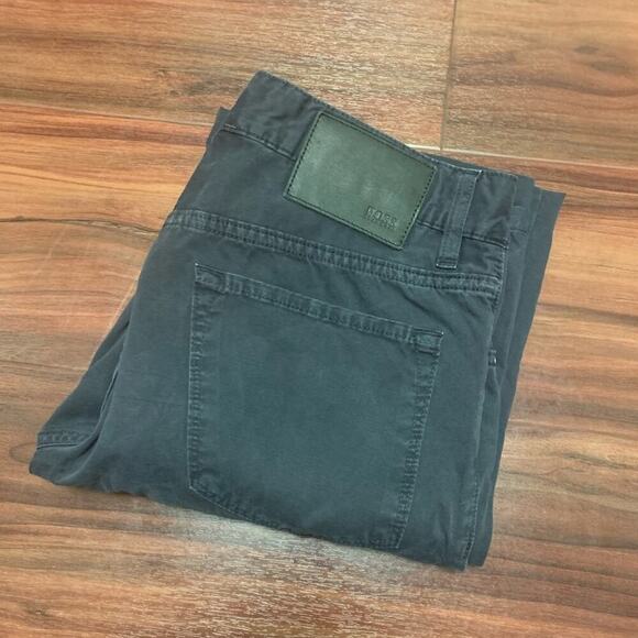 Hugo Boss Men’s Regular Stretch Pants. - Picture 3 of 7